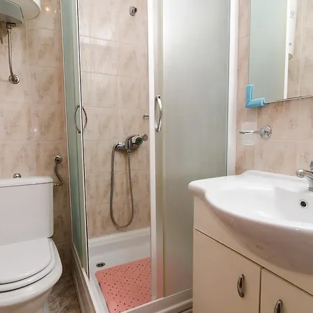 Loncarica Apartment *